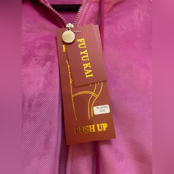 NWT Fuyukai Woman’s Pink 2-Piece Fleece Pant Jacket Set Size S/M - Picture 4 of 15